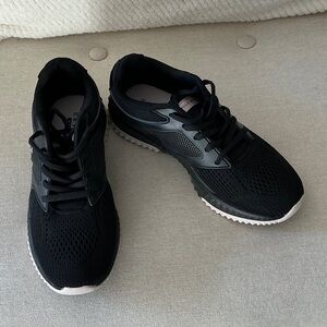 U.S. Polo Assn. Woman’s Black Mesh Athletic Shoes